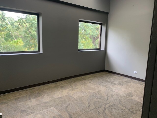 More Photos Of 127 E Lake St, Bloomingdale Office For Lease