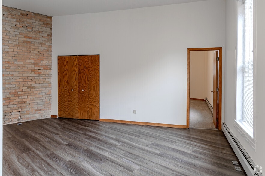 More Photos Of 1009 Park Ave, Minneapolis Apartments For Sale