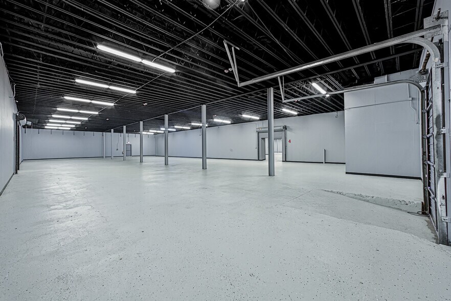 More Photos Of 102 S Shaver St, Pasadena Warehouse For Lease