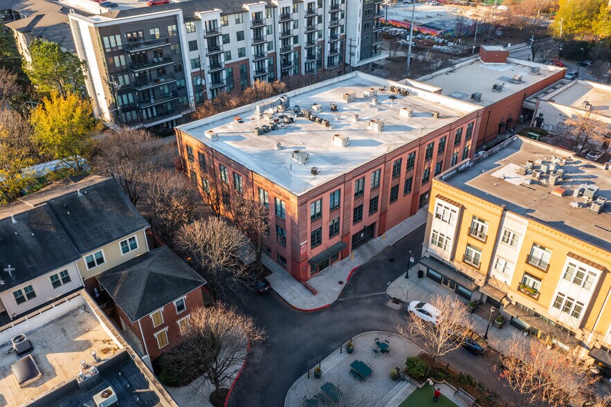 More Photos Of 934 Glenwood Ave SE, Atlanta Loft Creative Space For Sale