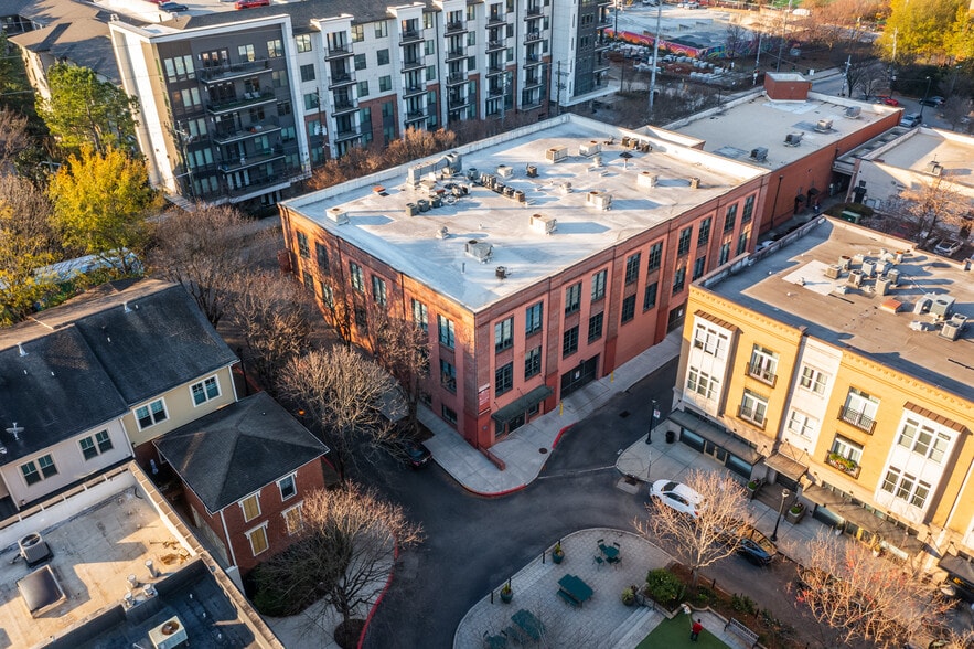 More Photos Of 934 Glenwood Ave SE, Atlanta Loft Creative Space For Sale