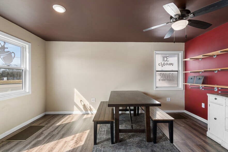More Photos Of 1177 Canton Rd, Akron Storefront For Sale