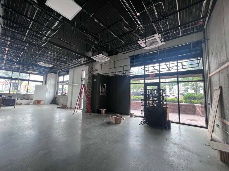 More Photos Of 444 S Pickett St, Alexandria Assisted Living For Lease