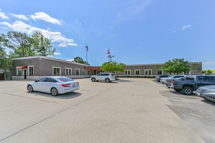 More Photos Of 4701 Preston Ave, Pasadena Office Residential For Sale