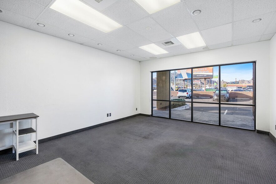 More Photos Of 9119 N 7th St, Phoenix Office For Lease