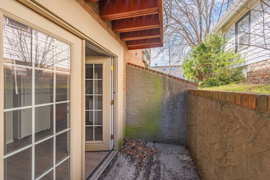 More Photos Of 2302 Salvador St, Cincinnati Apartments For Sale