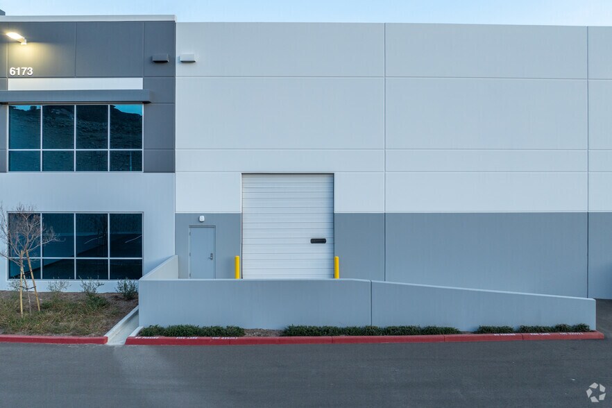 More Photos Of 6173 20th St, Jurupa Valley Warehouse For Sale