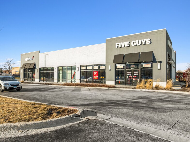Primary Photo Of , Lincolnwood General Retail For Sale