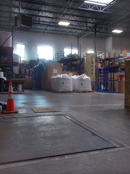 More Photos Of 5525 W 56th Ave, Arvada Warehouse For Lease