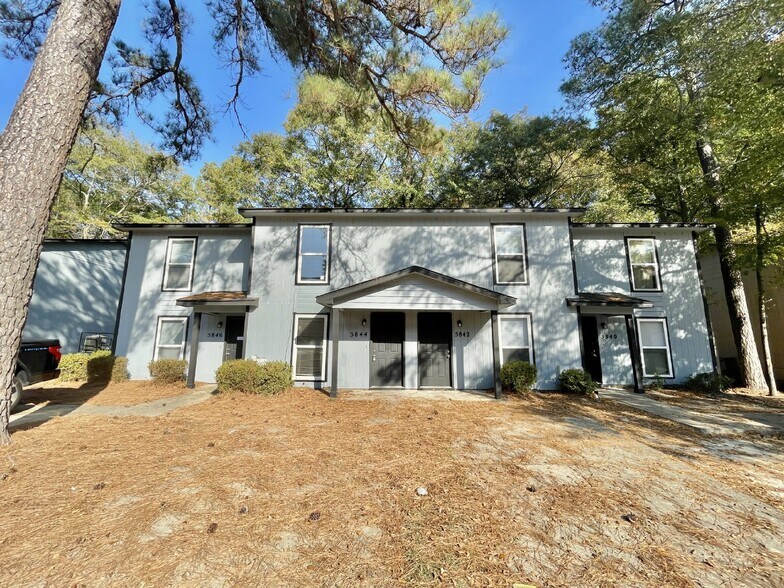 More Photos Of 5848 Aftonshire St, Fayetteville Apartments For Sale
