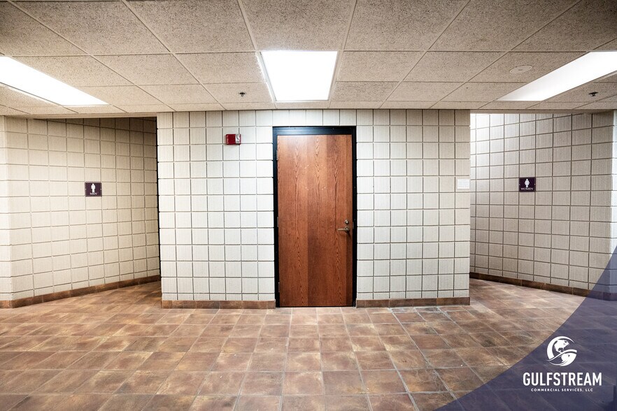 More Photos Of 5555 Wellness dr, Philpot Lodge Meeting Hall For Sale