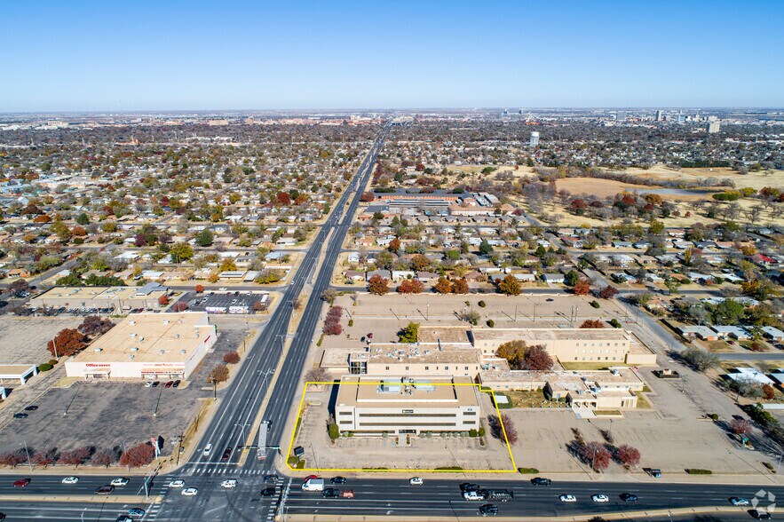 More Photos Of 2424 50th St, Lubbock Medical For Sale
