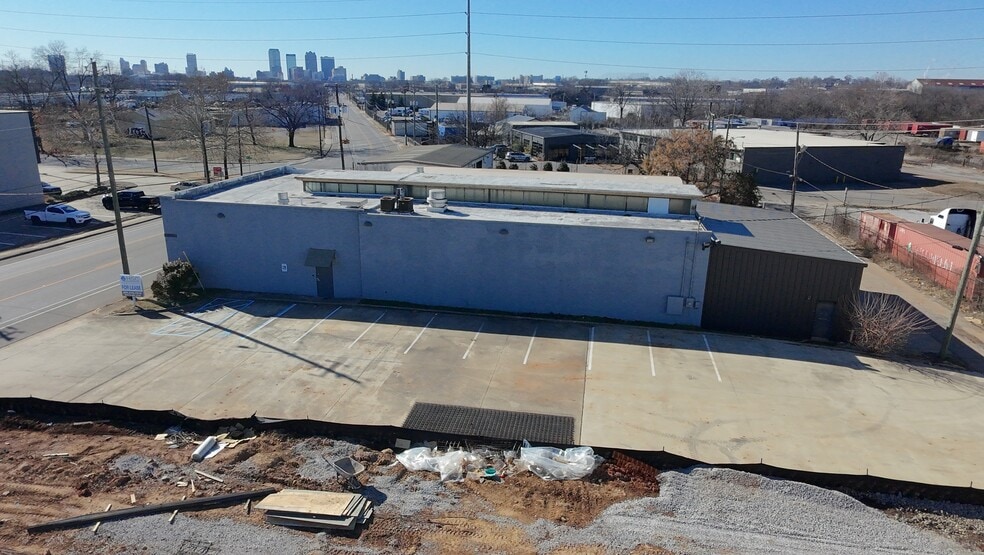 More Photos Of 3710 Messer Airport Hwy, Birmingham Light Distribution For Lease