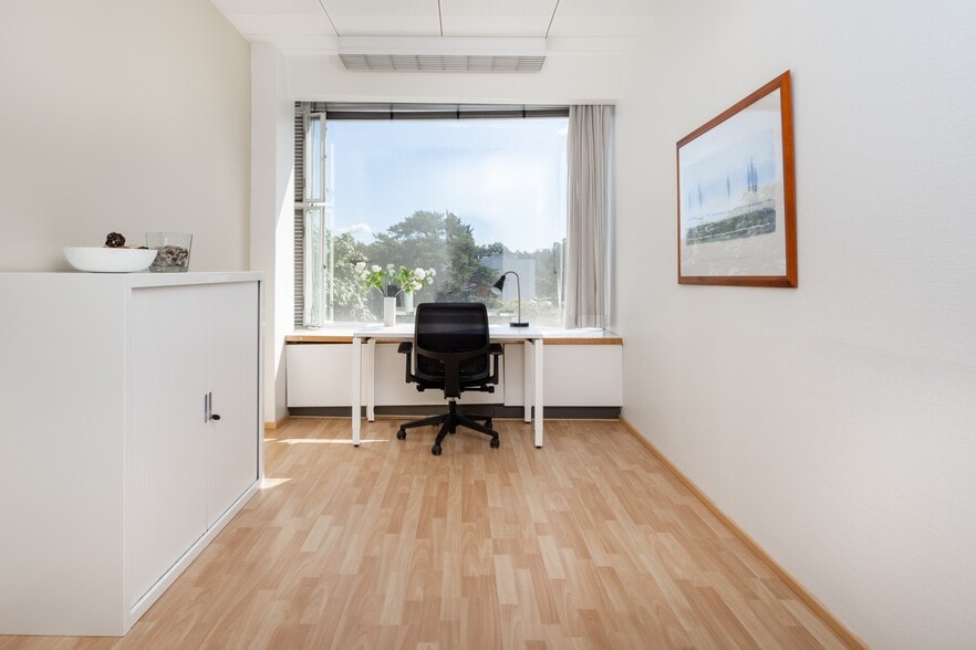 Primary Photo Of 1101 5th Ave, San Rafael Coworking Space