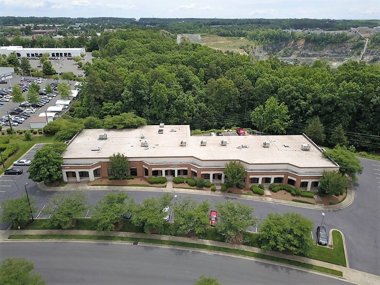 More Photos Of 2400 Crownpoint Executive Dr, Charlotte Office For Lease