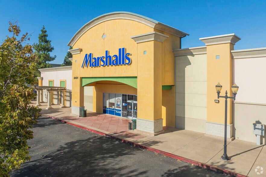 More Photos Of 2481-2483 Naglee Rd, Tracy General Retail For Lease