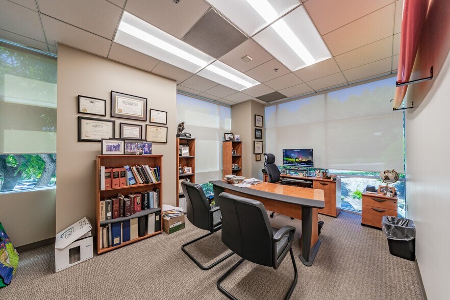 More Photos Of 6B Liberty, Aliso Viejo Office For Sale
