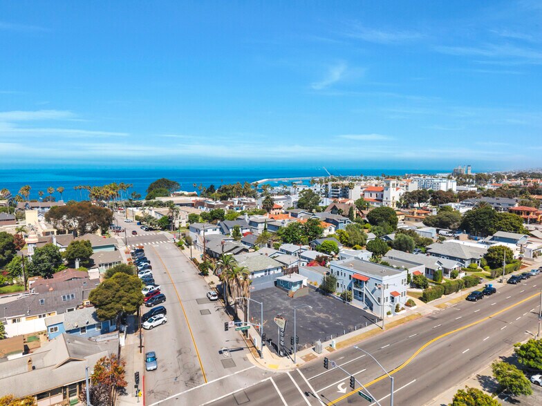 More Photos Of 339 S Pacific Coast Hwy, Redondo Beach Specialty For Lease