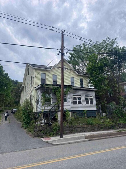 More Photos Of , Johnstown General Retail For Sale