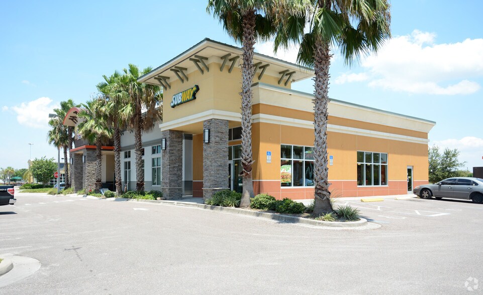 More Photos Of 18419 US Hwy 19 N, Clearwater Unknown For Lease