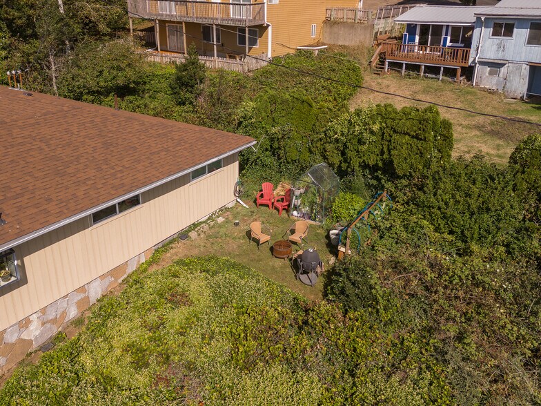 More Photos Of 3510 NE Highway 101, Lincoln City Hotel For Sale