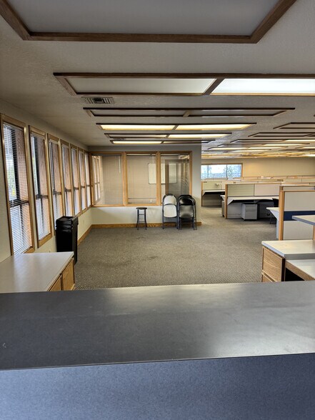 More Photos Of 151 Stewart Rd SW, Sumner Office For Lease