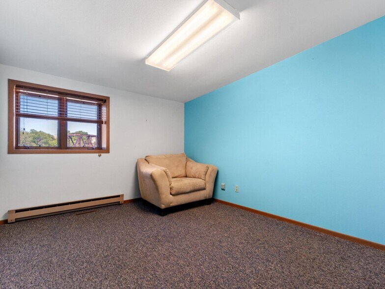 More Photos Of 1308 Washington St, Two Rivers Office Residential For Sale