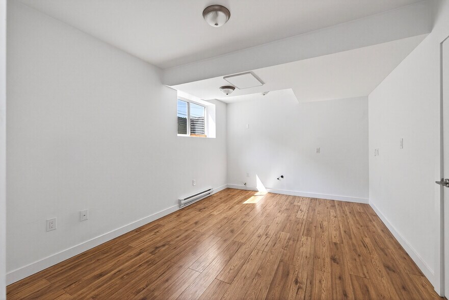 More Photos Of 10204-10210 113 Ave NW, Edmonton Apartments For Sale