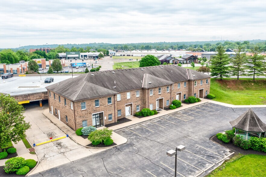 More Photos Of 860 NW Washington Blvd, Hamilton Medical For Lease