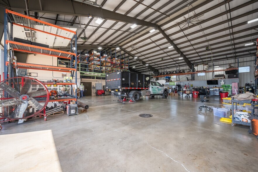 More Photos Of 2101 Route 176, Prairie Grove Showroom For Sale