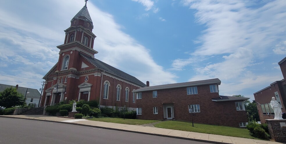 Primary Photo Of 1020 S Hanover St, Nanticoke Schools For Sale