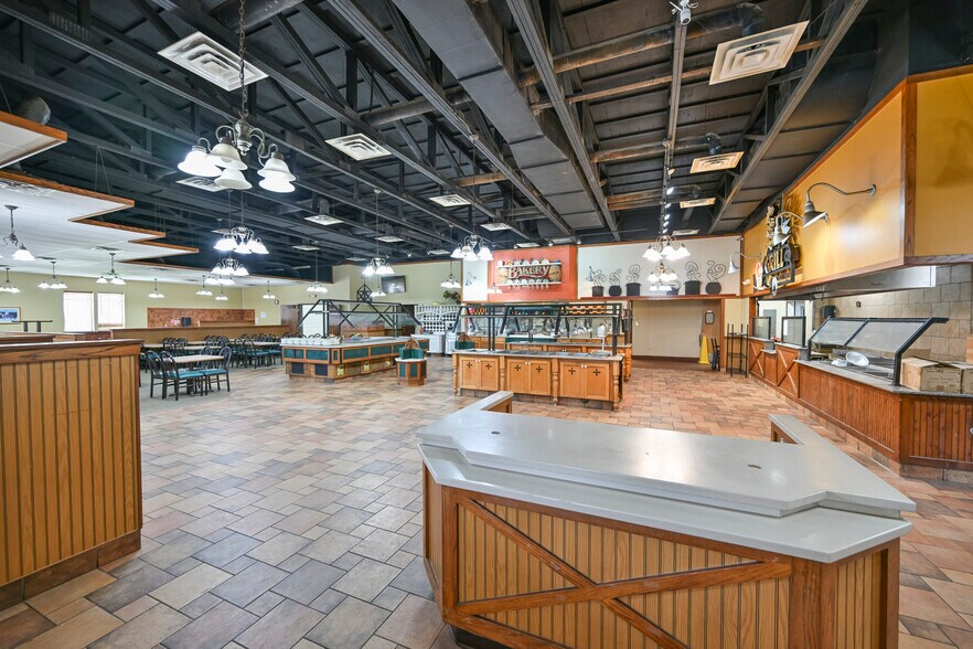 More Photos Of 2508 W 7th Ave, Corsicana Restaurant For Lease