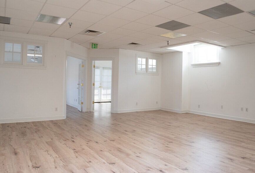 More Photos Of , Boulder General Retail For Sale