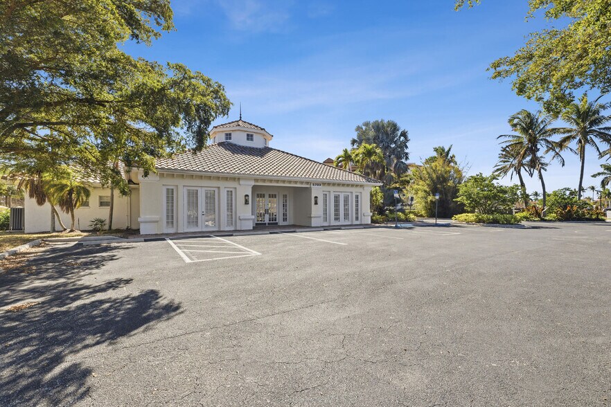 More Photos Of 5803 Overseas Wy, Cape Coral Land For Sale