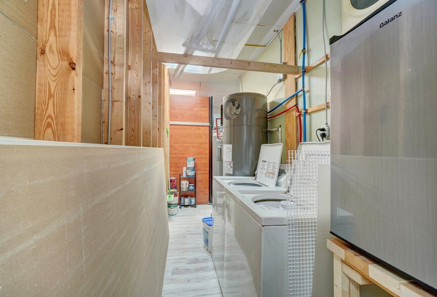 More Photos Of 3200-3282 Academy Ave, Portsmouth Unknown For Lease