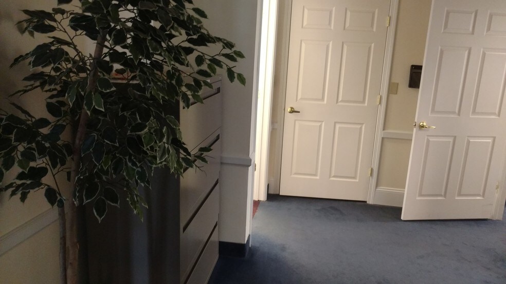More Photos Of 536 Washington St, Abington Medical For Lease