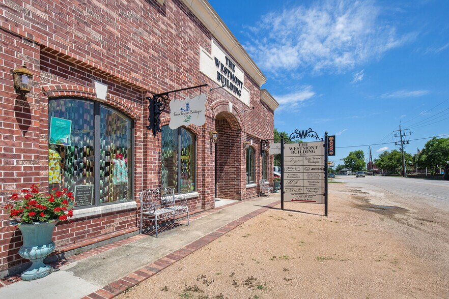 More Photos Of 14375 Liberty St, Montgomery Coworking Space