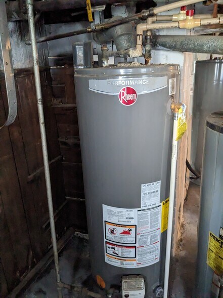 More Photos Of 2066 Robin St, Lakewood Apartments For Sale