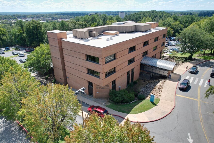 Primary Photo Of 1 St. Vincent Cir, Little Rock Medical For Lease