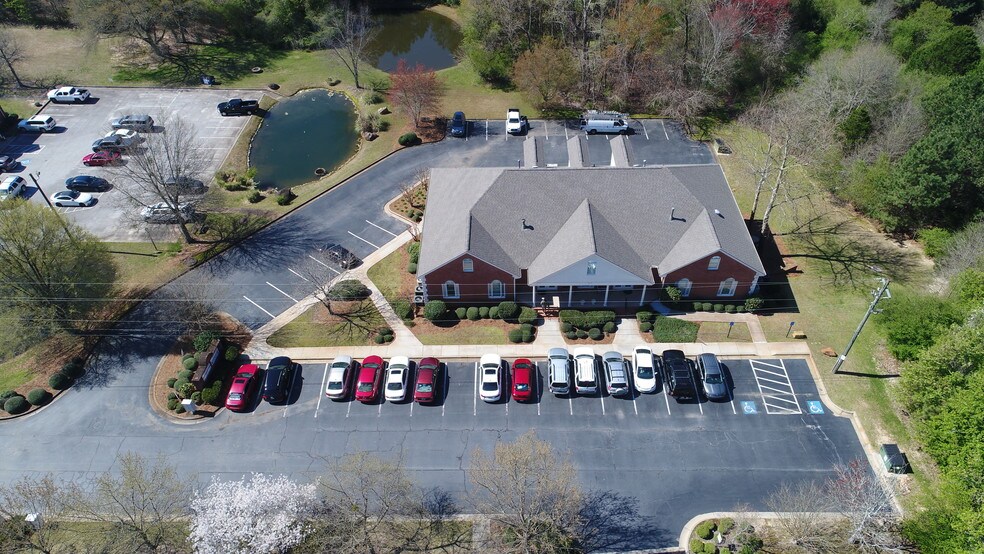 More Photos Of 997 Commerce Dr SW, Conyers Medical For Lease