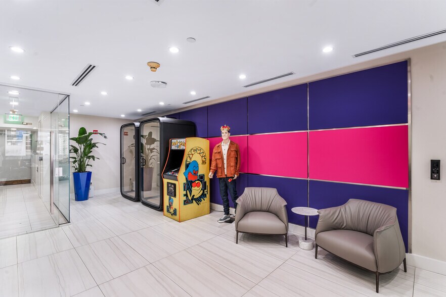 More Photos Of 1200 Brickell Ave, Miami Loft Creative Space For Lease