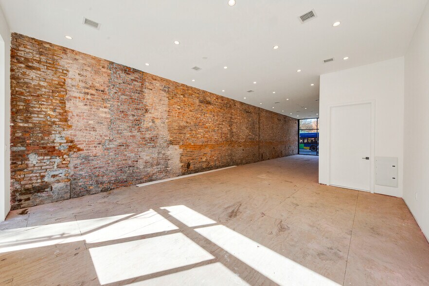 More Photos Of 1086 Fulton St, Brooklyn Apartments For Lease
