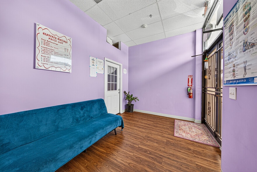 More Photos Of 12989 Bellaire Blvd, Houston Storefront For Sale