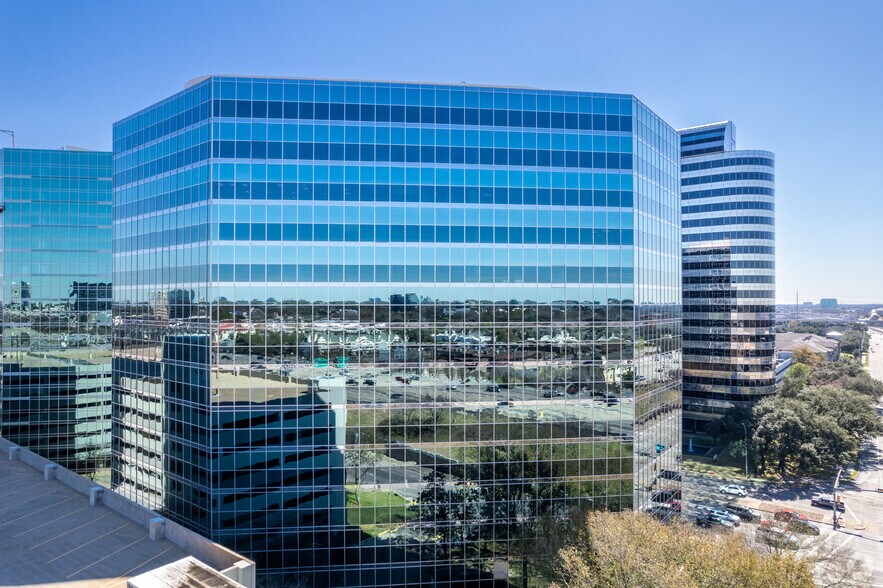 More Photos Of 10370 Richmond Ave, Houston Office For Lease