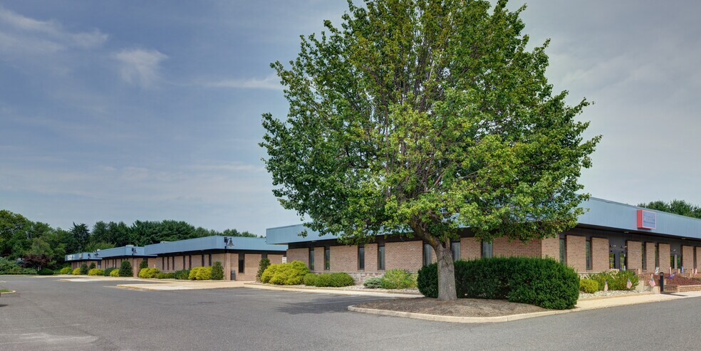 More Photos Of 3635 Quakerbridge Rd, Hamilton Medical For Lease