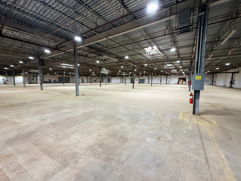More Photos Of 521 Milling Rd, Mocksville Manufacturing For Sale
