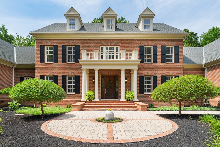 More Photos Of 5455 Plantation Rd, Sunbury Lodge Meeting Hall For Sale