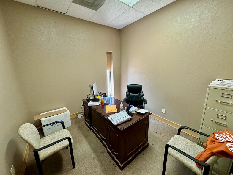 More Photos Of 102096 Ih 37, Pleasanton Warehouse For Sale