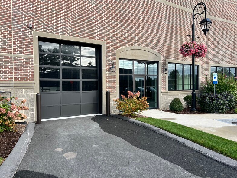 More Photos Of 25 Rundlett Way, Middleton Distribution For Lease