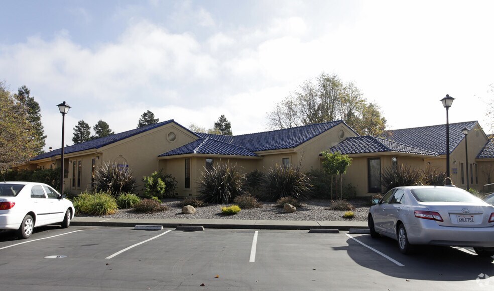 Primary Photo Of 1456 Professional Dr, Petaluma Medical For Lease